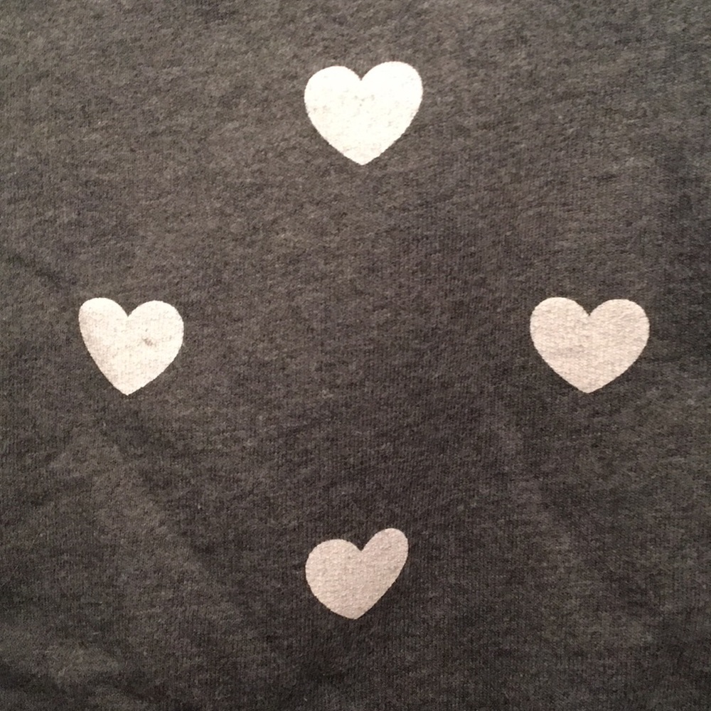 Heart Pattern Sweater - Picture 2 of 2
